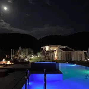 Castella Appartement Vourvourou